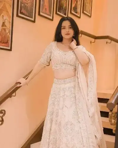 Escort Palashi